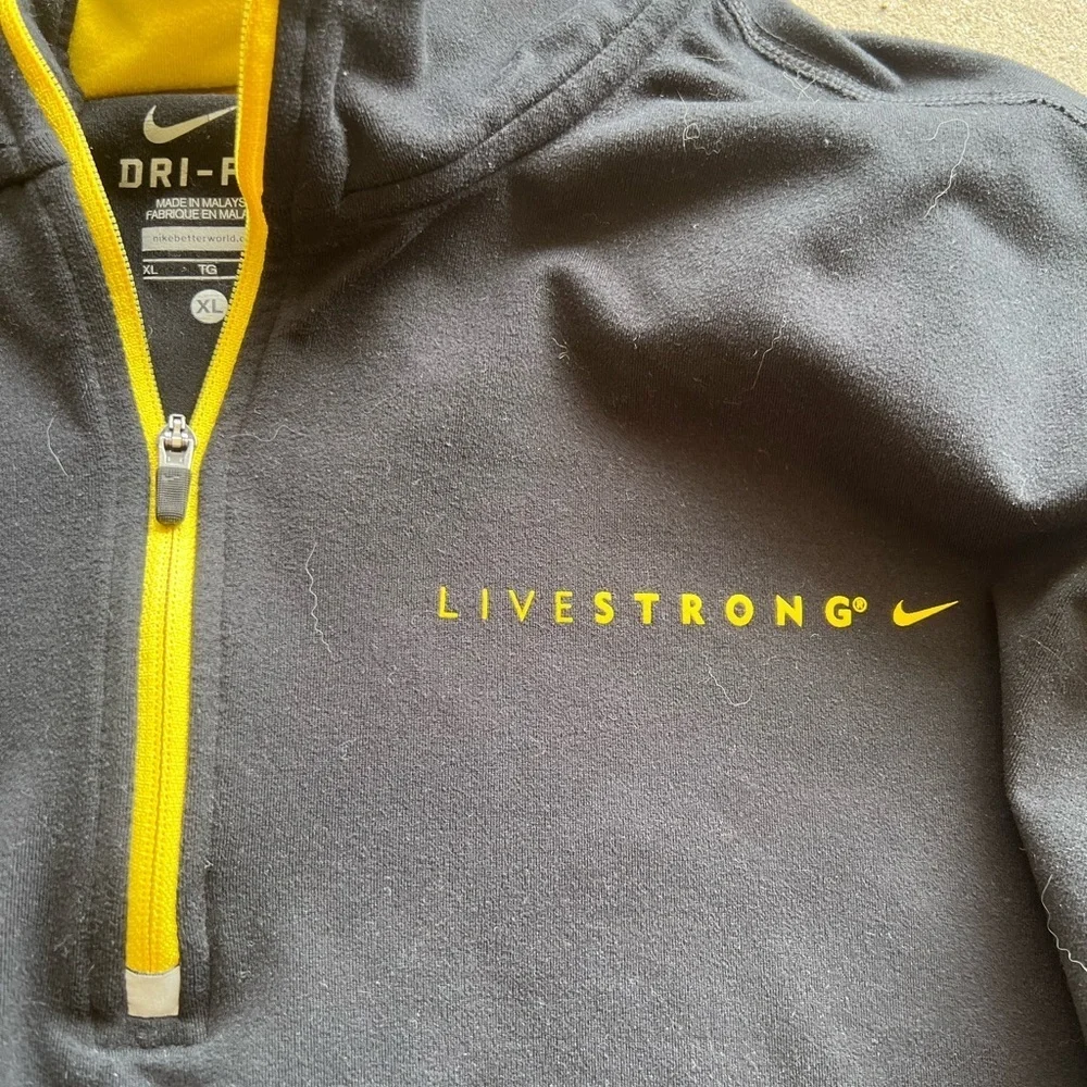 Nike LIVESTRONG Black Pullover